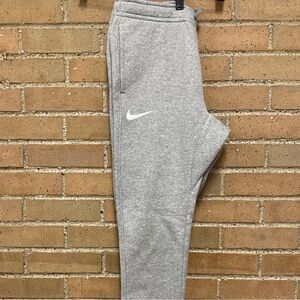 Nike Club Fleece Jogger size S